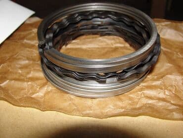 Кольца поршневые ЗАЗ ( запорожец ) ремонтый размер 72.25 72. 5 мм at lalafo.kg Кольца поршневые ЗАЗ ( запорожец ) ремонтый размер 72.25 72. 5 мм