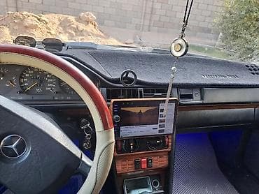 140 купе: Mercedes-Benz W124: 1990 г., 2.9 л, Механика, Дизель, Седан — 7