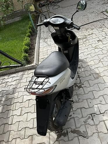 Мототехника: Тип скутера Honda, 50 куб. см, Бензин, Б/у — 2