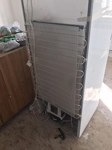 таатан холодильник: Холодильник Biryusa, Однокамерный, De frost (капельный), 60 * 155 * 60 — 3