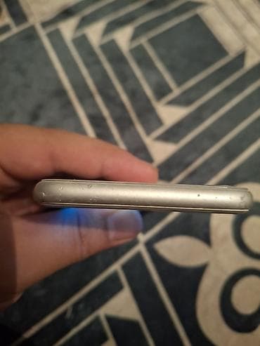 nokia e6: IPhone 8, Б/у, 64 ГБ, Белый, 100 % — 7