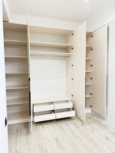 шкаф буушный: Кухни на заказ в современном минималистичном стиле - Планировки — 9