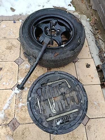 ГБЖ: Запаска mercedes w220 w210 w203. вместе с домкратом и горшком — 1