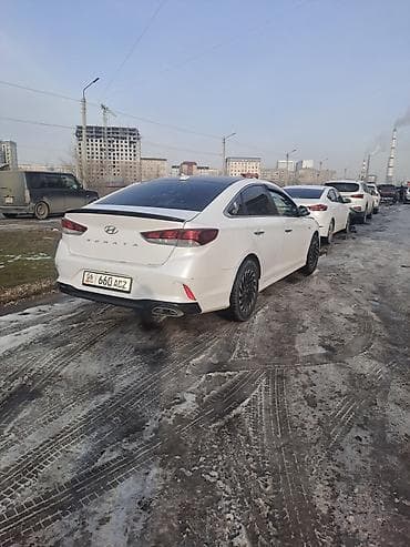 Hyundai Sonata: 2017 г., 2 л, Автомат, Газ, Седан