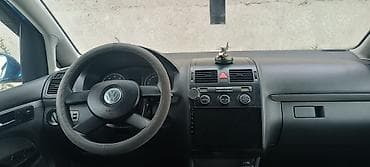 touran: Volkswagen Touran: 2004 г., 1.6 л, Механика, Бензин, Минивэн — 6