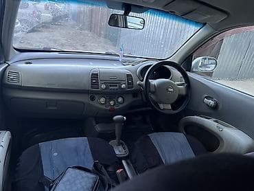 70 сом: Nissan Март: 2003 г., 1.3 л, Автомат, Бензин, Хетчбек — 5