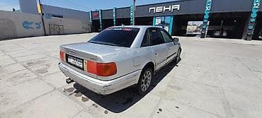 зеркало на виш: Audi 100: 1991 г., 2.3 л, Механика, Бензин, Седан — 2