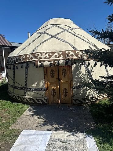 Юрты: Аренда юрты, Каркас Деревянный, 75 баш, Стулья, Стол, С полом — 1