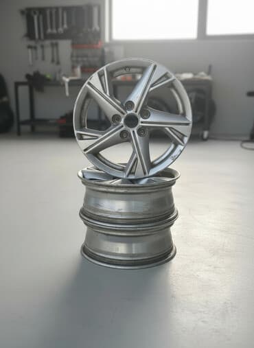 диск на х5: Литые Диски R 16 Hyundai, Комплект, отверстий - 5, Б/у — 2