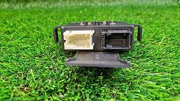 m111 2 2: Блок памяти зеркал BMW Е46 6 913 364 Год 2002 Цена 1000с В отличном — 3