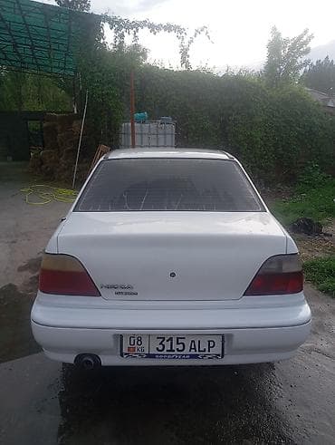 Унаа сатуу: Daewoo Nexia: 1998 г., 1.5 л, Кол менен иштөөчү, Бензин, Седан — 5