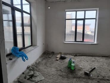 сдаю комнату в общежитии: Сдаю большое помещение по первой линии 2 этажа по 200 квадратов это — 8