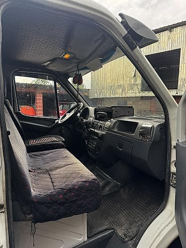 Унаа: Жүк ташуучу унаа, Mercedes-Benz, Стандарт, 3 т, Колдонулган — 8