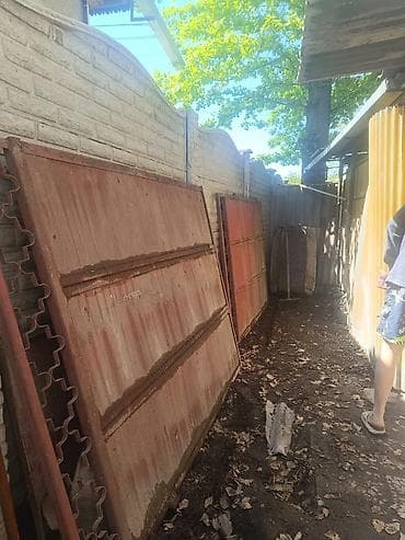 растровые куклы: Металлические ворота высота 220см ширина 2 части каждая по — 3