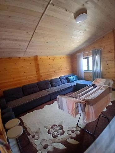 бизнем: 🏡 Сдаются уютные домики на берегу Иссык-Куля! 📍 Село Корумду — 9