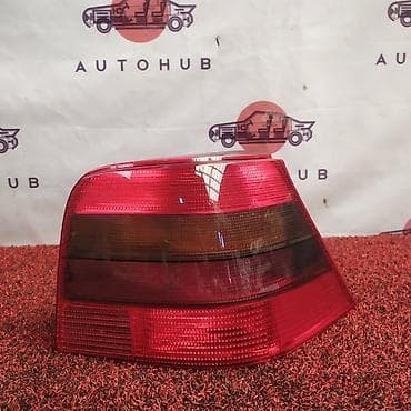 agu: Фонарь заднего хода Volkswagen Golf 1JAGU AGU 2001 прав. (б/у) — 1