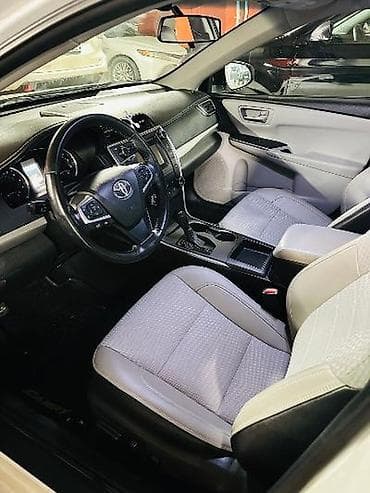 Транспорт: Toyota Camry: 2015 г., Автомат, Седан — 3
