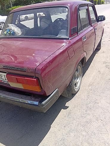 алла тоо: ВАЗ (ЛАДА) 2107: 2004 г., 1.6 л, Кол менен иштөөчү, Бензин, Седан — 3
