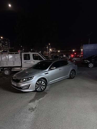 Продажа авто: Kia K5: 2010 г., 2 л, Автомат, Бензин, Седан — 3