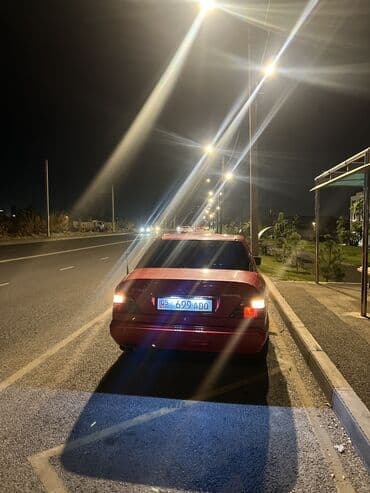 продаю или меняю на дом: Mercedes-Benz E-Class: 1995 г., 3.2 л, Механика, Бензиновая, Седан — 4