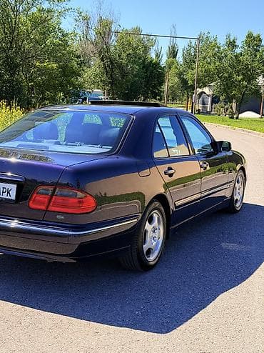 сибирия: Mercedes-Benz E-Class: 1999 г., Автомат, Бензин — 5