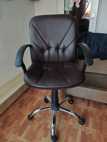 офисная мебель кресло: Офисное кресло, С колесиками, цвет - Коричневый, Экокожа — 3