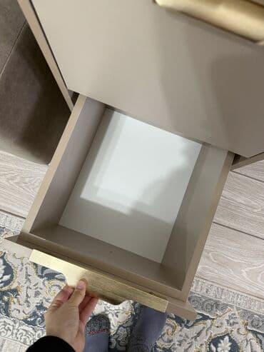 бу тумпочка: Туалетный столик, Б/у, С подсветкой — 5