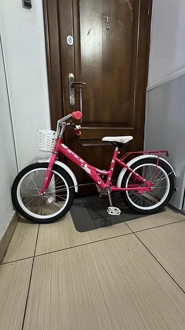 Балдар үчүн велосипед, 4 дөңгөлөктүү, 6 - 9 жаш, Кыз үчүн, Колдонулган
