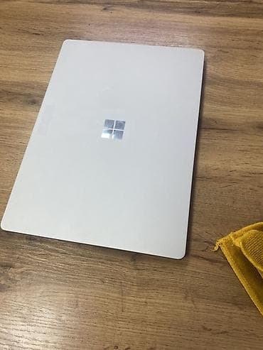 Ноутбуки Microsoft: Microsoft Surface Laptop (серия Surface Laptop) - Диагональ экрана — 1
