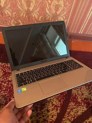 acer aspire 5: Ноутбук ASUS Основные характеристики: - Экран матовый — 2