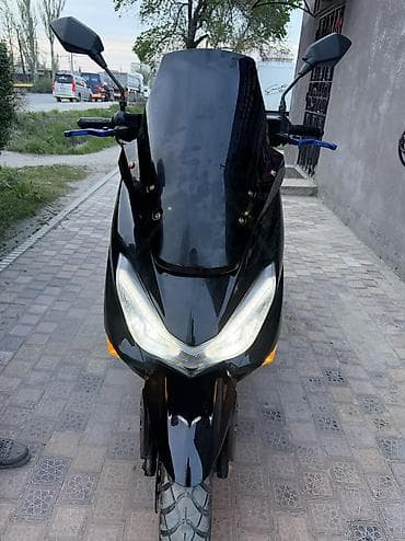 продаю скутер водный: Тип скутера 150 куб. см, Бензин, Б/у — 3