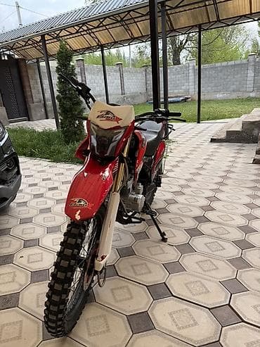 клапан мот: Мотоцикл эндуро/кросс BamX 300 типа, красно‑чёрный. Характеристики и — 2