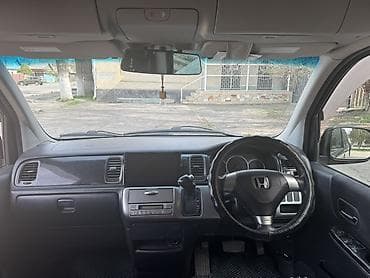 гегант бортовой: Honda Stepwgn: 2004 г., 2 л, Автомат, Бензин, Минивэн — 6