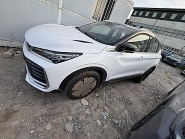 Geely: Geely Boyue: 2026 г., 1.5 л, Робот, Бензин — 4