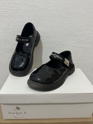 мурские туфли: •сапоги дутики 27 размер-700 сомов •сапоги девчачьи (серый 32 — 8