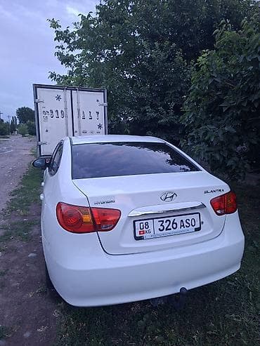 бюджетные авто: Hyundai Elantra: 2010 г., 1.6 л, Механика, Бензин, Седан — 1