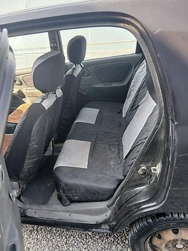 Продажа авто: Suzuki Alto: 2003 г., 1.1 л, Ручные, Бензин, Хэтчбэк — 6