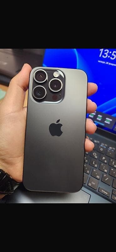 IPhone 15 Pro, Б/у, 256 ГБ, Black Titanium, Чехол, 87 %