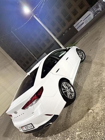 Hyundai Sonata: 2018 г., 2 л, Бензин, Седан