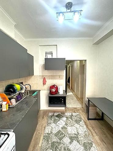 70: 2 комнаты, 49 м², Сталинка, 1 этаж, Косметический ремонт — 1