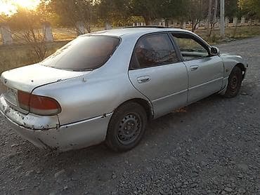 Mazda 626: 1990 г., 1.8 л, Автомат, Бензин, Седан — 2