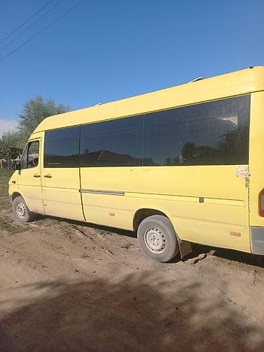 tayota funcargo: Mercedes-Benz Sprinter (длинная база, высокий потолок), жёлтый — 4