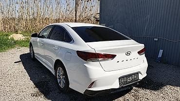 бампер тико: Белый седан, рестайлинговый дизайн с выраженной решёткой радиатора и — 4