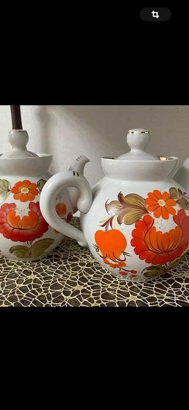 Посуда: Чайники двухлитровые разные производства "Городница" СССР. Ручная — 1