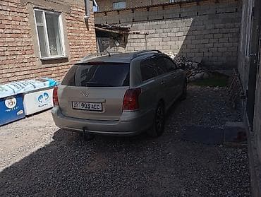 b v d: Toyota Avensis: 2004 г., 2 л, Механика, Дизель, Универсал — 8