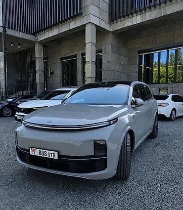 Lixiang L9: 2025 г., 1.5 л, Автомат, Гибрид