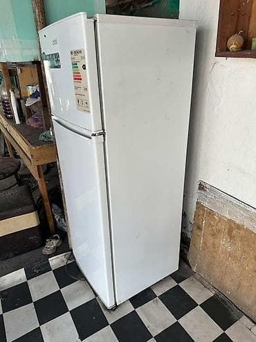 Холодильник Artel, Б/у, Двухкамерный, De frost (капельный)