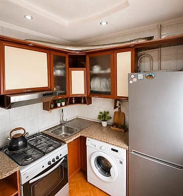 red centr: 3 комнаты, 61 м², Индивидуалка, 3 этаж, Евроремонт — 5