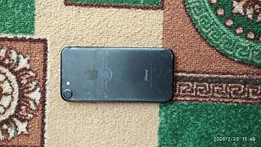 IPhone 7, Б/у, 32 ГБ, Черный, Кабель, Чехол, 63 %
