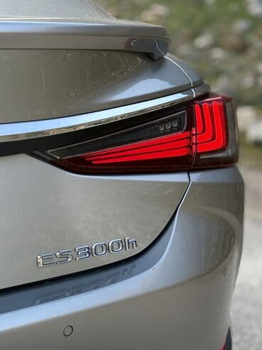 форд эскейп: Lexus ES: 2019 г., 2.5 л, Вариатор, Гибрид, Седан — 5